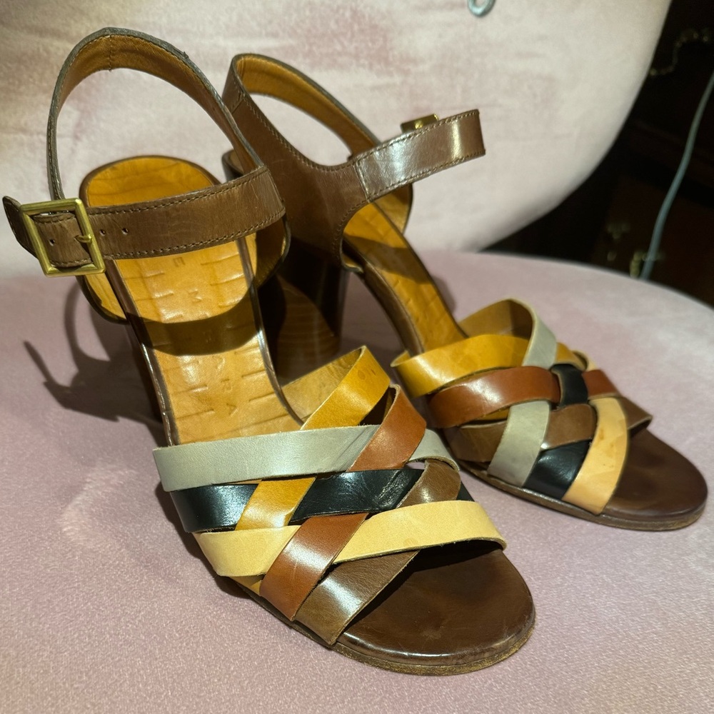 Chie Mihara sz 38.5 multicolored strappy leather sandal